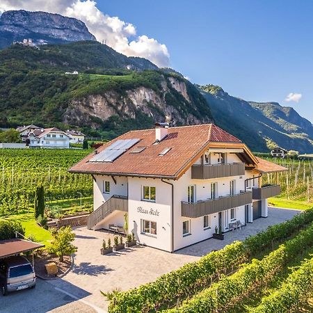Bed and Breakfast Haus Stolz Appiano Sulla Strada Del Vino Exterior foto