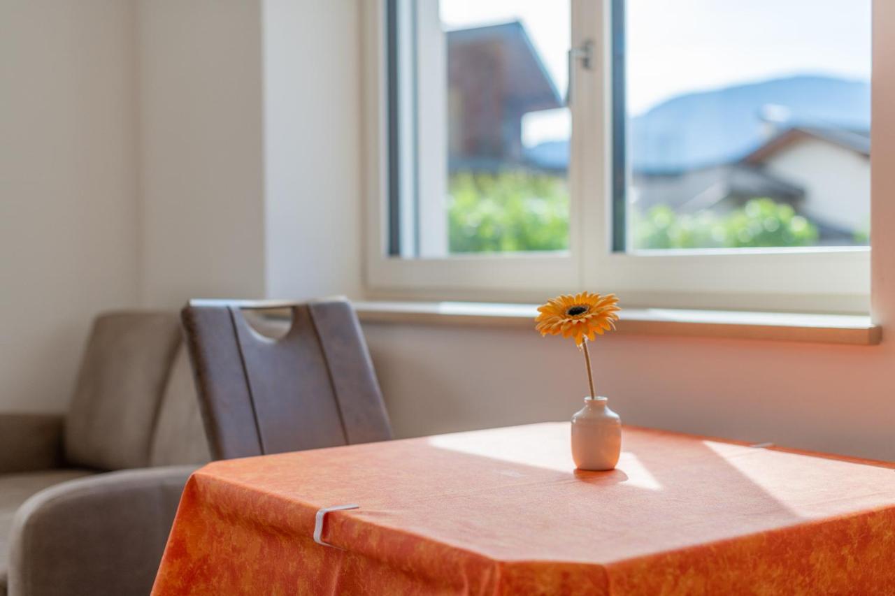 Bed and Breakfast Haus Stolz Appiano Sulla Strada Del Vino Exterior foto