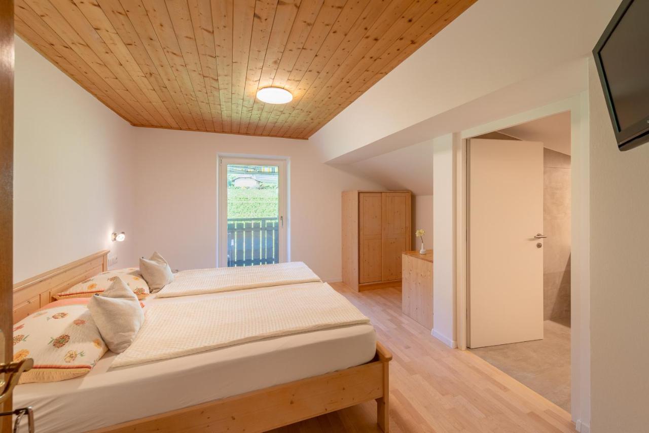 Bed and Breakfast Haus Stolz Appiano Sulla Strada Del Vino Exterior foto